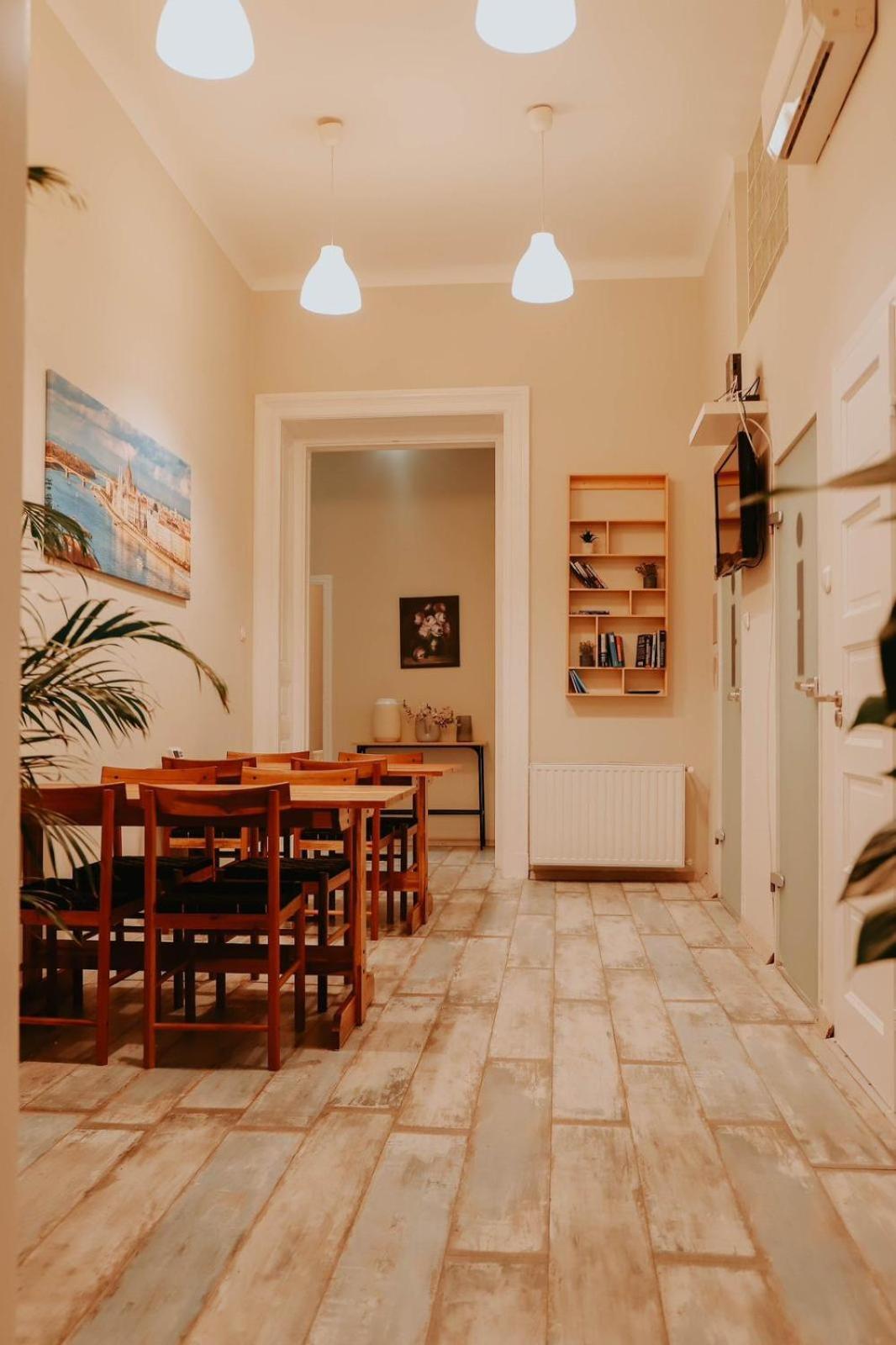 Rooms For Rent In Centre Budapeste Exterior foto